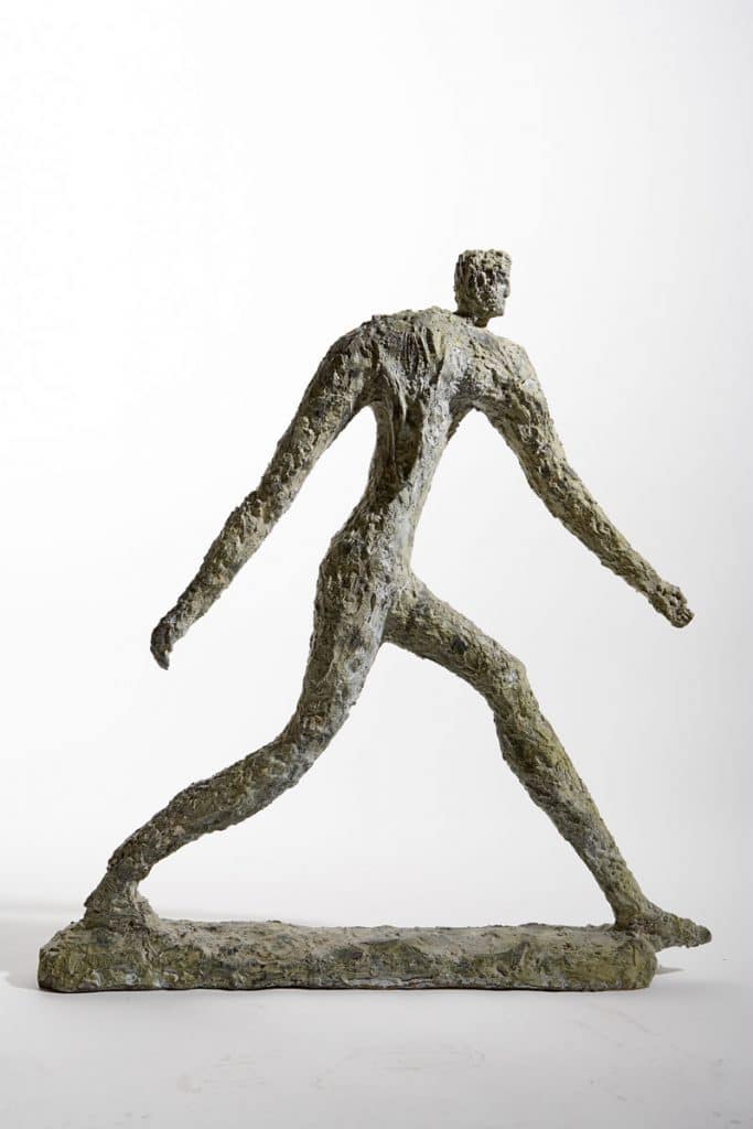 De Stap II met Schouderdoek (The Step II with Shoulder Cloth), 2000, bronze, 79 x 72 x 13 cm