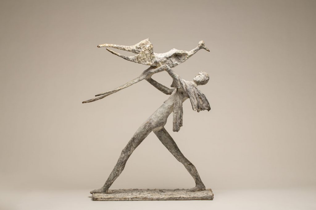 De mens onder de vogel (Man under the bird), 2014, Bronze 94 x 73 x 32 cm